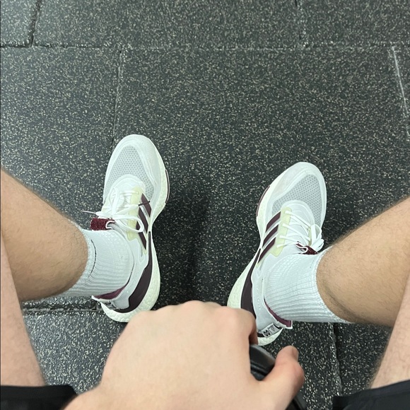 Adidas gym Sneakers - Picture 14 of 17
